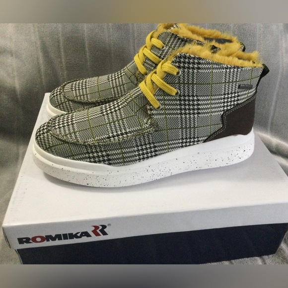 Romika Helsinki 02 Black Yellow Faux Fur Boot Sneaker EU 40 US 9 to 9.5 - Picture 3 of 16
